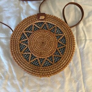 ANTIK Kraft round compass tote